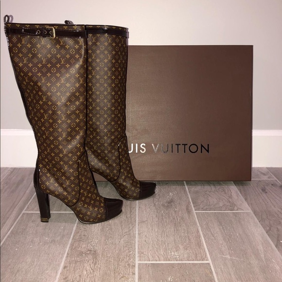 Louis Vuitton Shoes - SOLD ‼️ @droguy82